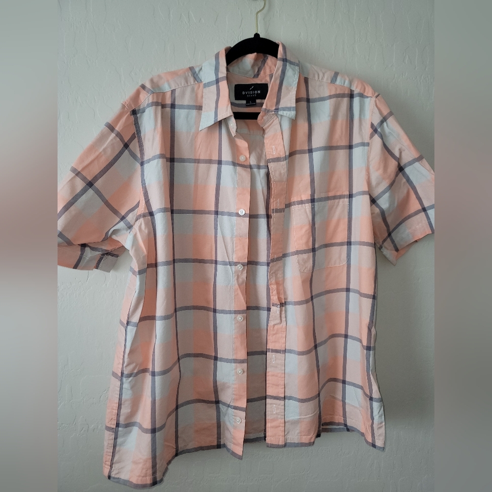 DVision Men's Peach Plaid Shirt